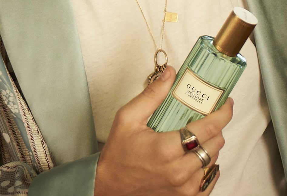 Gucci Memoire Lifestyle Shot